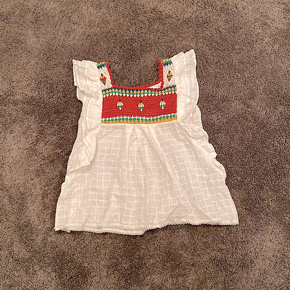 Zara short sleeve knitted top, size 10Y, color white, red, green, yellow, blue.